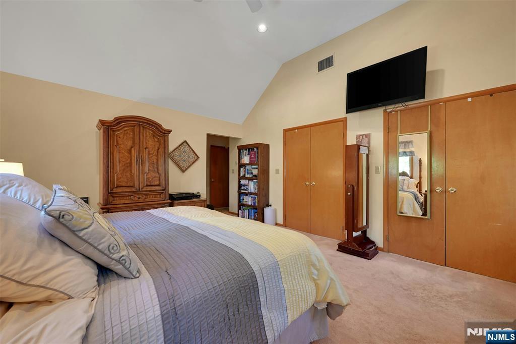 1334 Pennington Road Teaneck, NJ 07666 - Photo 21 of 36