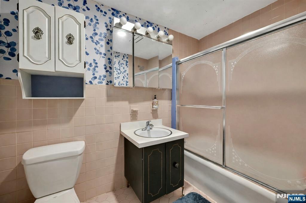 1334 Pennington Road Teaneck, NJ 07666 - Photo 24 of 36
