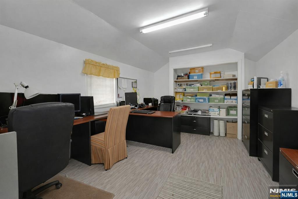 1334 Pennington Road Teaneck, NJ 07666 - Photo 30 of 36