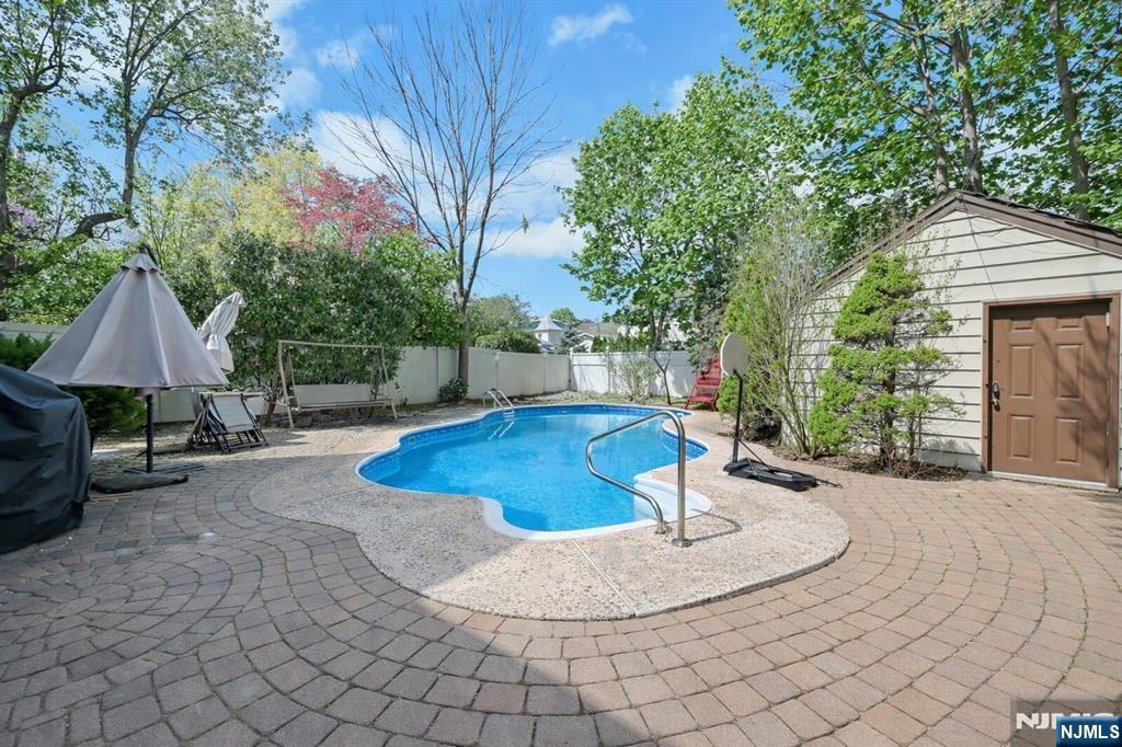 1334 Pennington Road Teaneck, NJ 07666 - Photo 33 of 36