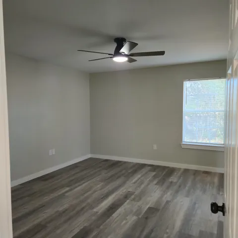 $219,000 | 292 North Avenue East, Crestview, FL 32536