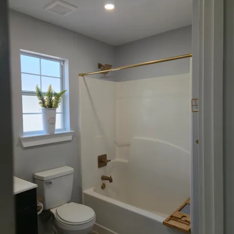 $219,000 | 292 North Avenue East, Crestview, FL 32536