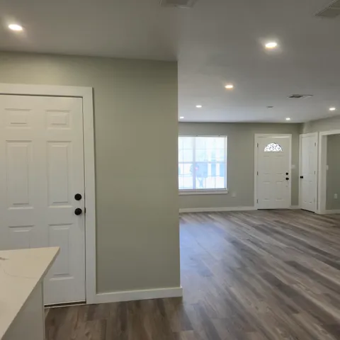 $215,900 | 292 North Avenue East, Crestview, FL 32536