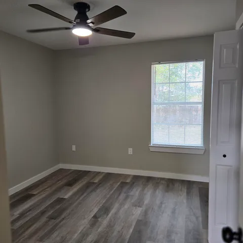 $219,000 | 292 North Avenue East, Crestview, FL 32536