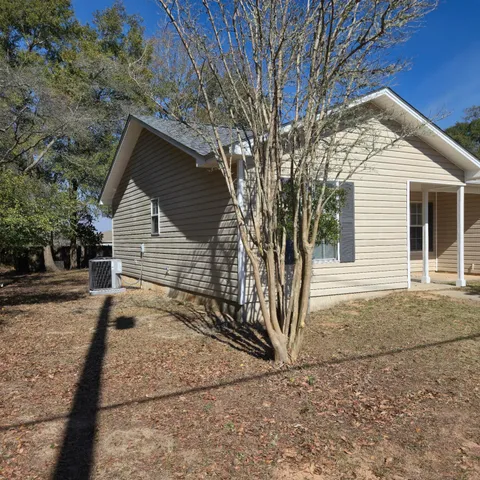 $219,000 | 292 North Avenue East, Crestview, FL 32536