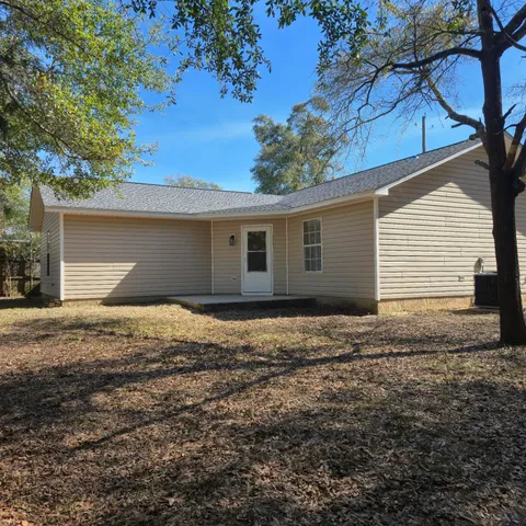 $219,000 | 292 North Avenue East, Crestview, FL 32536