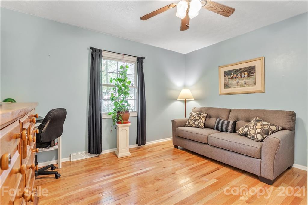 32 St Andrews Road Arden, NC 28704 - Photo 19 of 34 Gallery Image 19
