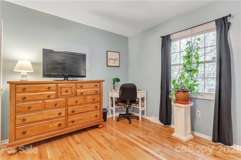 32 St Andrews Road Arden, NC 28704 - Photo 20 of 34 Gallery Image 20