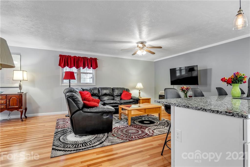 32 St Andrews Road Arden, NC 28704 - Photo 7 of 34 Gallery Image 7