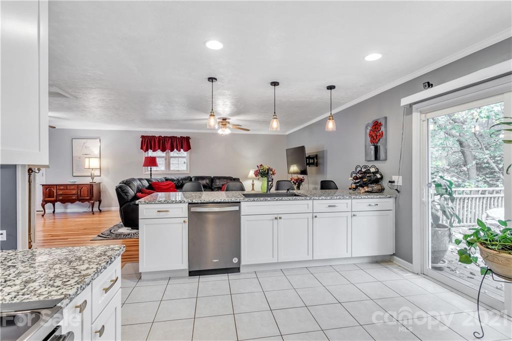 32 St Andrews Road Arden, NC 28704 - Photo 9 of 34 Gallery Image 9
