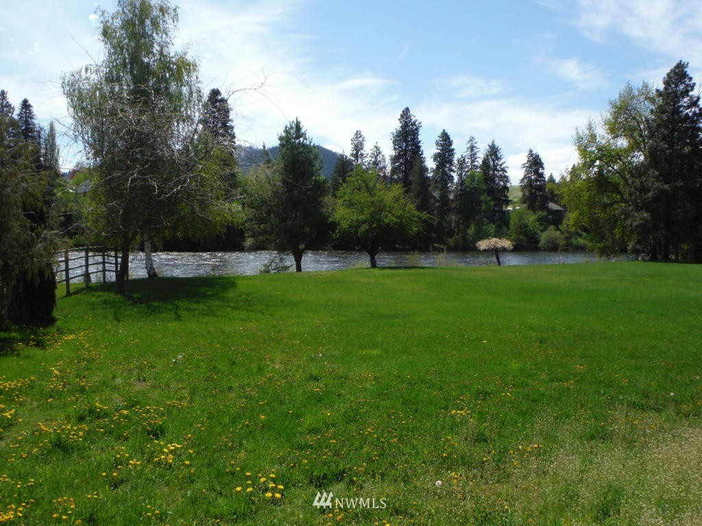 8211 Riverview Road Peshastin, WA 98847 - Photo 8 of 11 Gallery Image 8