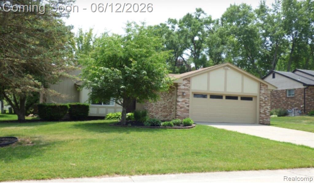2370 Norton Road Rochester, MI 48307 - Photo 1 of 5