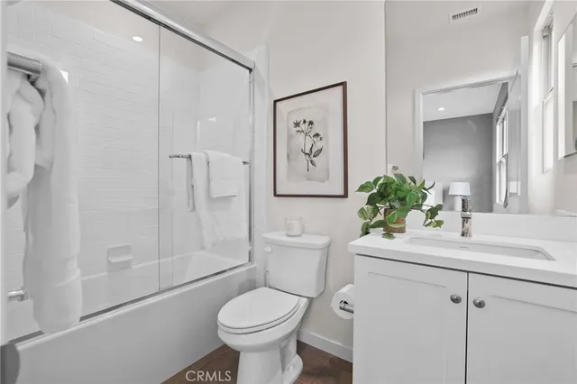 $1,599,950 | 152 Newburry, Irvine, CA 92618