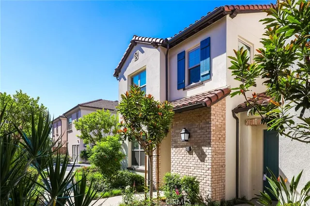 $1,599,950 | 152 Newburry, Irvine, CA 92618
