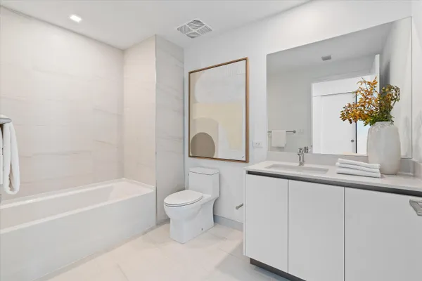 $25,000 | 900 North Ocean Boulevard, Unit UPH03, Pompano Beach, FL 33062