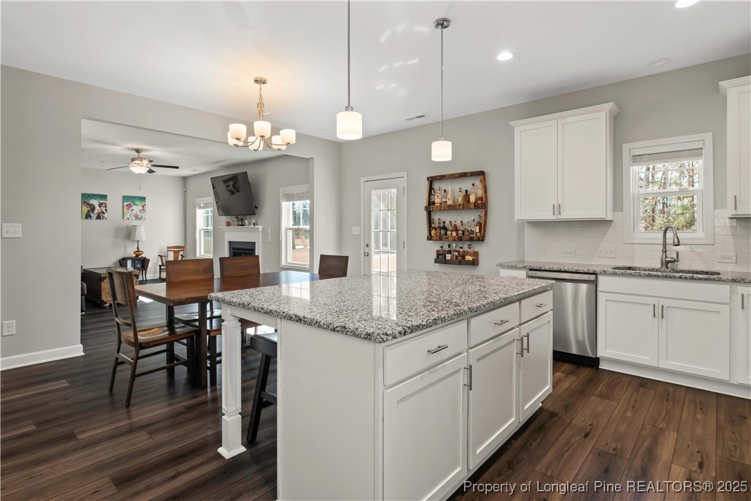 6767 Running Fox Road Hope Mills, NC 28348 - Photo 11 of 43 Gallery Image 11
