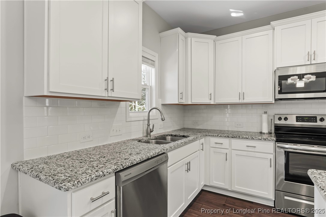 6767 Running Fox Road Hope Mills, NC 28348 - Photo 14 of 43 Gallery Image 14