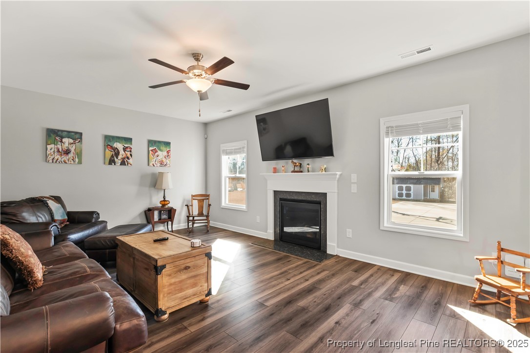 6767 Running Fox Road Hope Mills, NC 28348 - Photo 18 of 43 Gallery Image 18