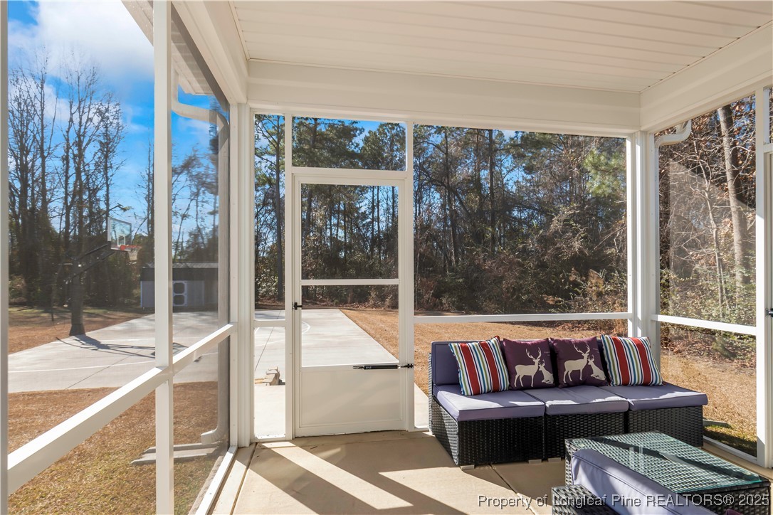 6767 Running Fox Road Hope Mills, NC 28348 - Photo 38 of 43 Gallery Image 38