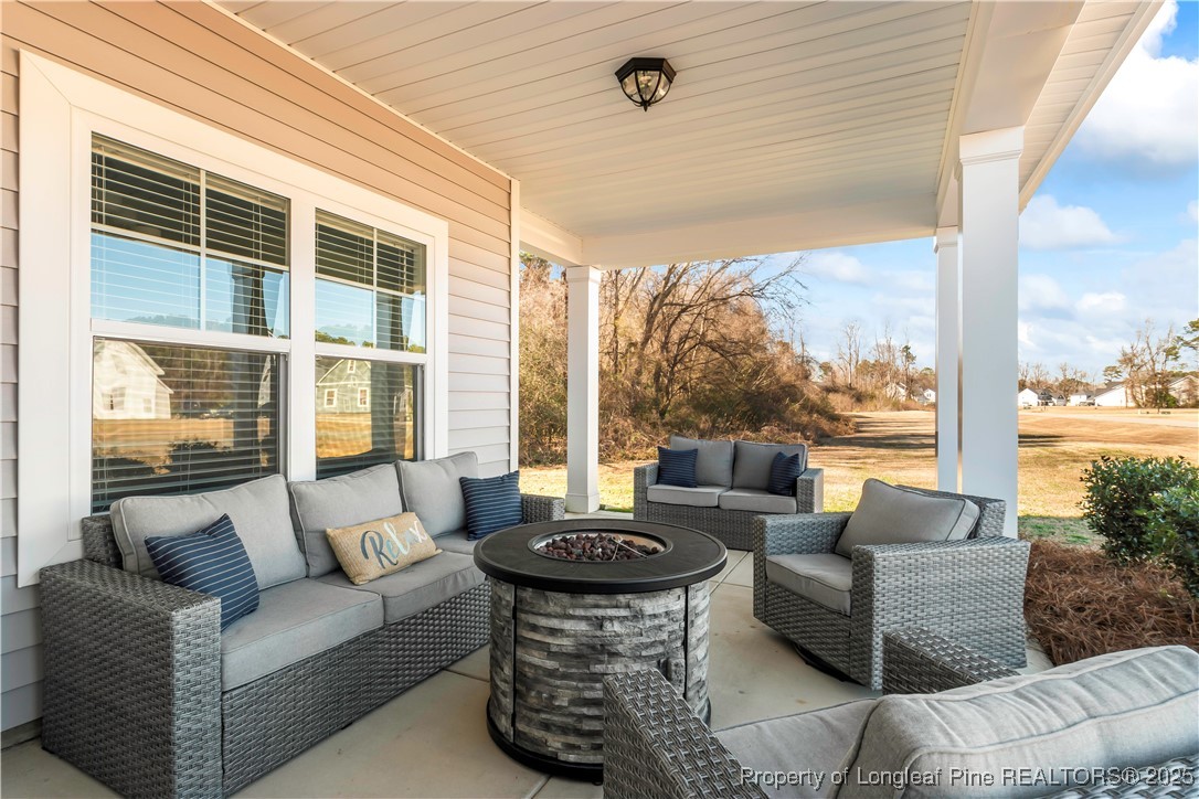 6767 Running Fox Road Hope Mills, NC 28348 - Photo 5 of 43 Gallery Image 5