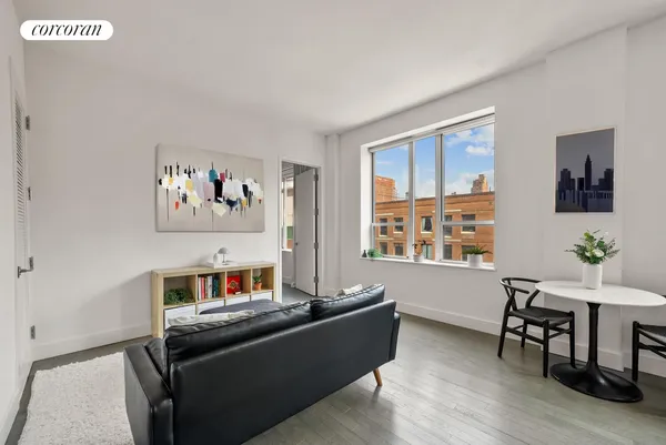 $945,000 | 416 West 52nd Street, Unit 600 | Hell's Kitchen