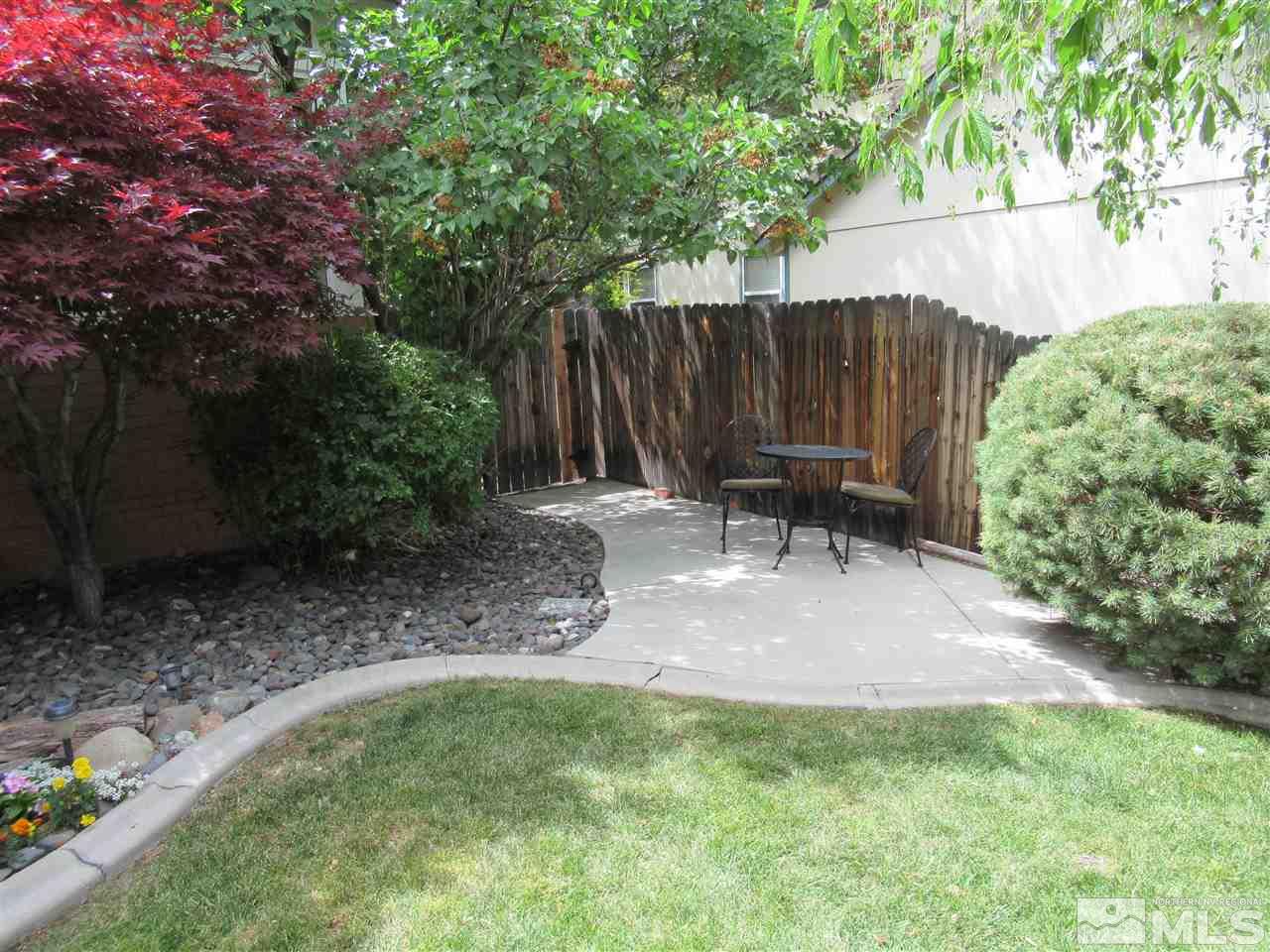 985 Leah Circle Reno, NV 89511 - Photo 3 of 25 Photo 3