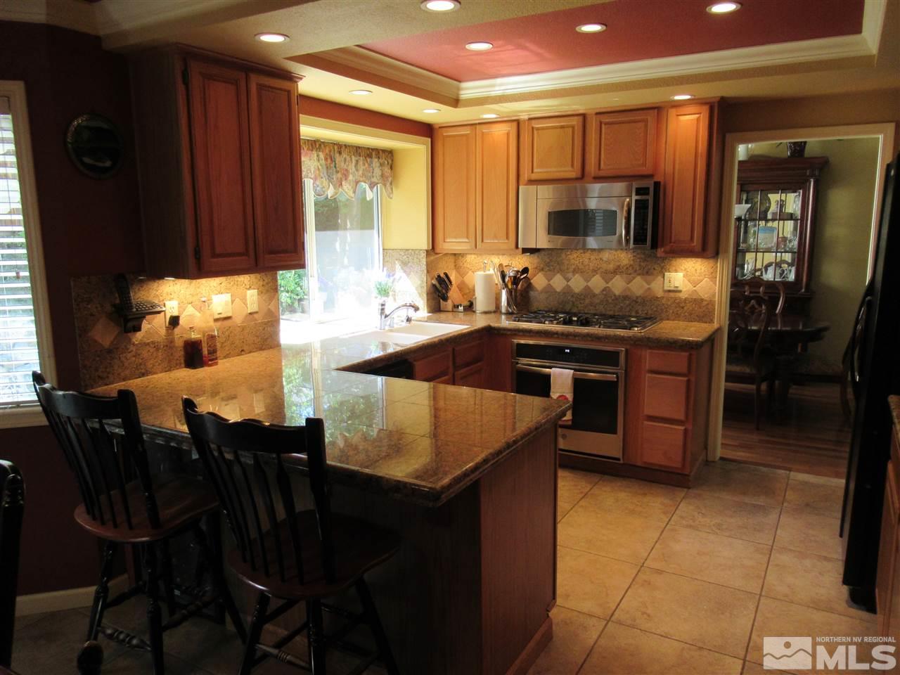 985 Leah Circle Reno, NV 89511 - Photo 8 of 25 Photo 8