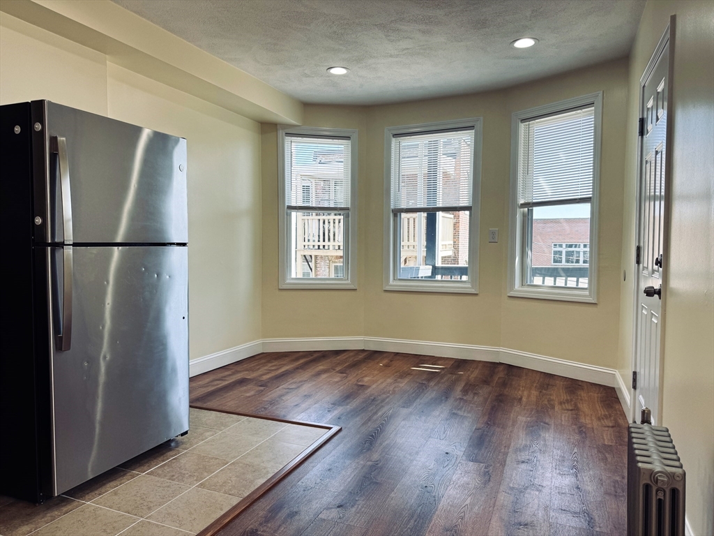 189 Chestnut Street, Unit 2 Chelsea, MA 02150 - Photo 4 of 12
