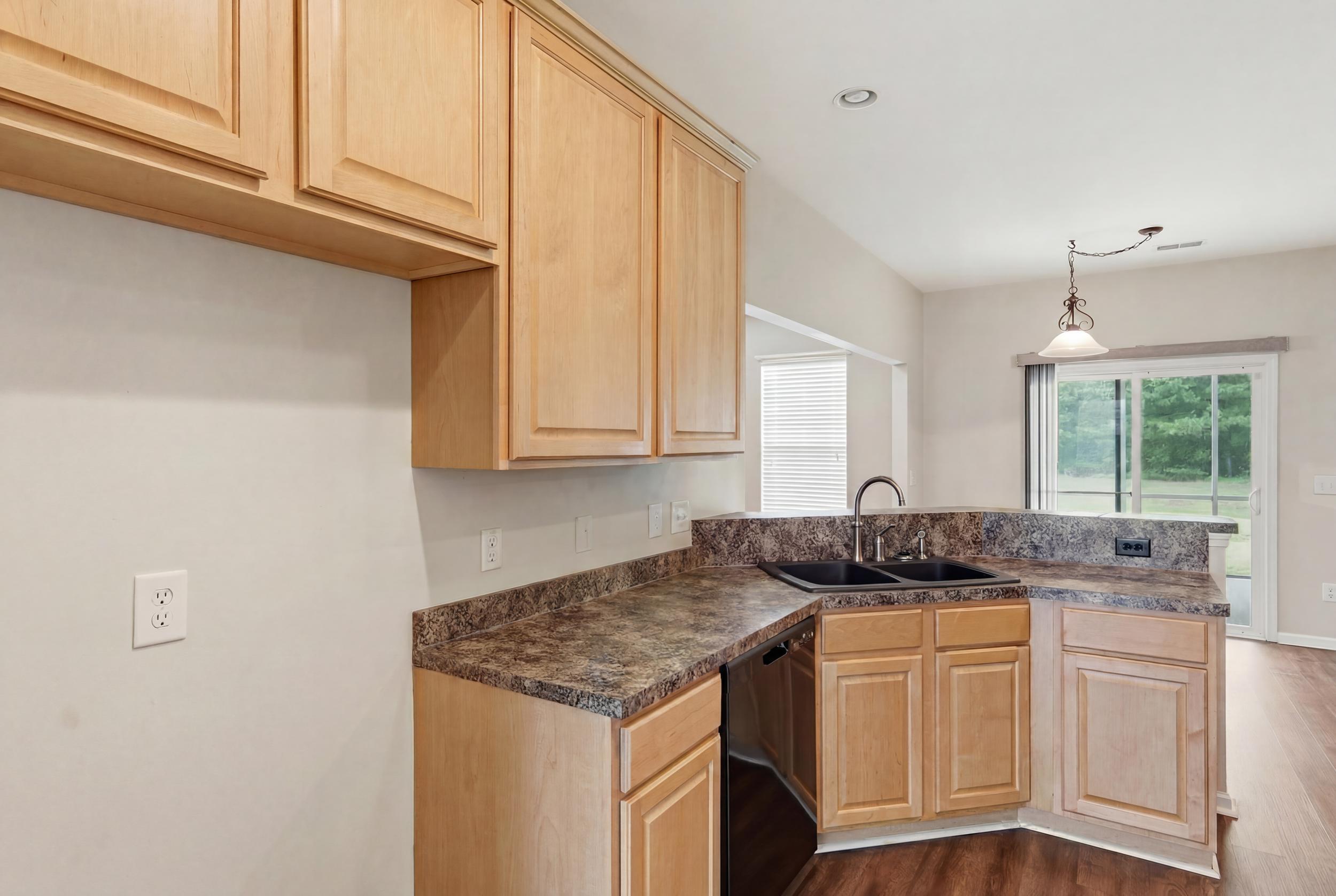 1224 Creek Stone Way Hanahan, SC 29410 - Photo 13 of 53 17_dsc09285_declutter_22066801_reedit_c7