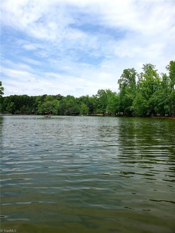 337 Starboard Reach Lexington, NC 27292 - Photo 2 of 23