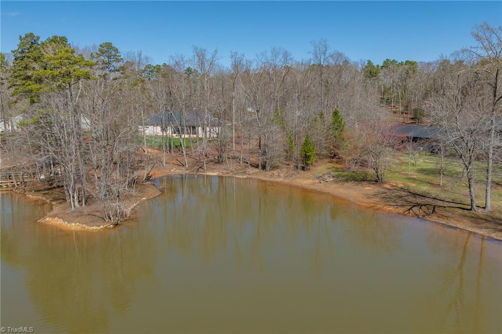 337 Starboard Reach Lexington, NC 27292 - Photo 4 of 23