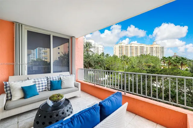 $2,549,000 | 789 Crandon Boulevard, Unit 403, Key Biscayne, FL 33149