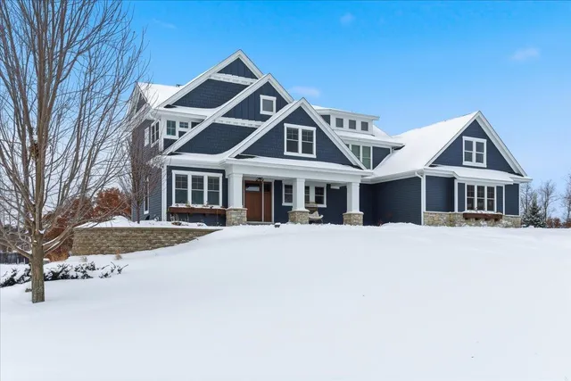 $1,250,000 | 1650 Waters Edge Drive, New Richmond, WI 54017