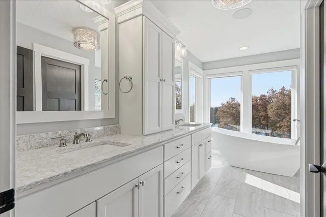 $1,250,000 | 1650 Waters Edge Drive, New Richmond, WI 54017