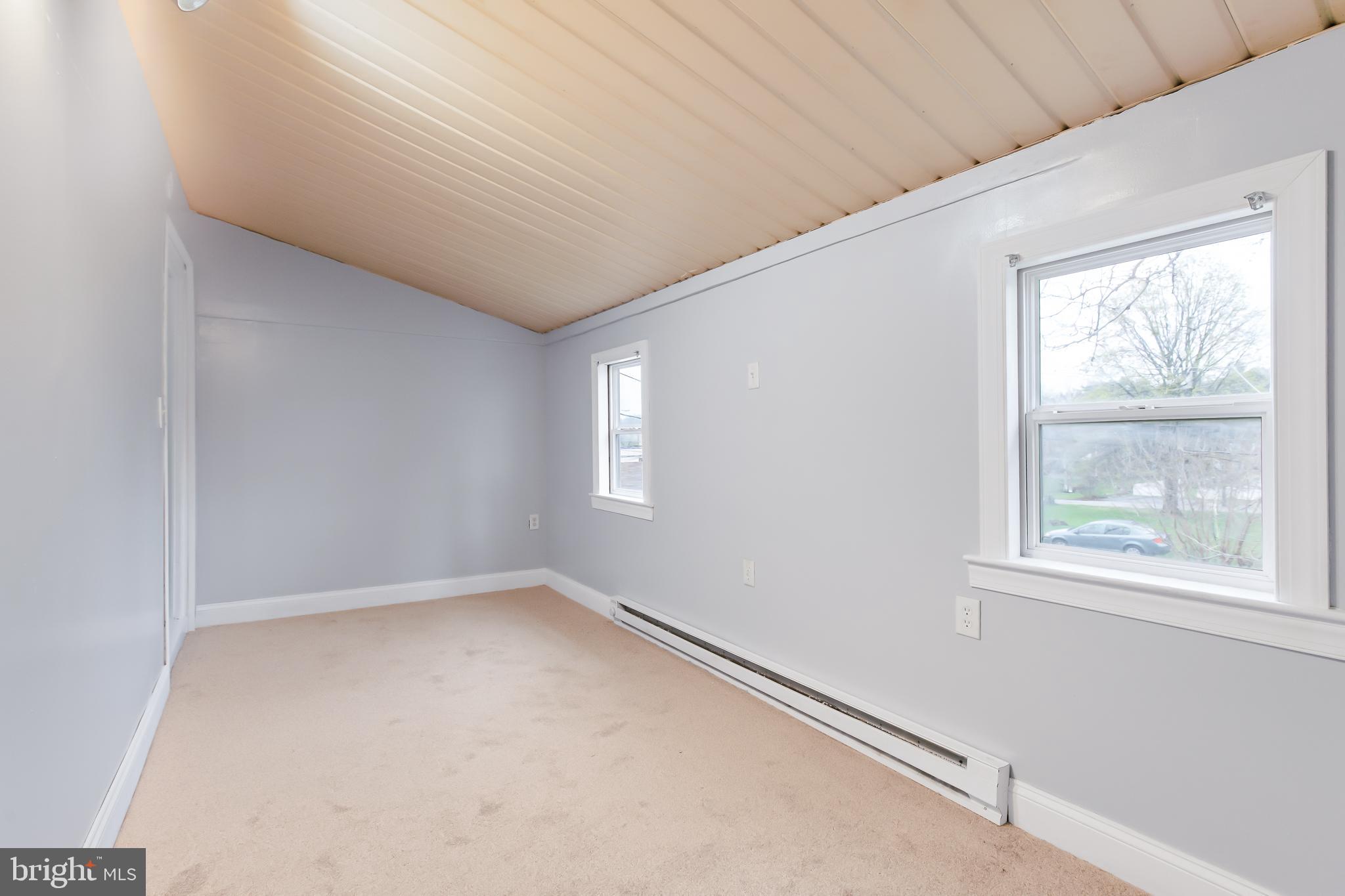 332 Springdale Road York, PA 17403 - Photo 24 of 39 Gallery Image 24