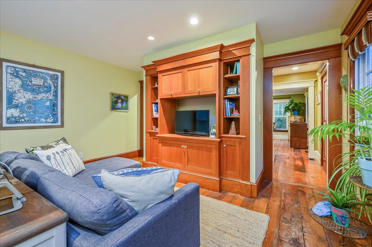 72 Great Hill Road Sandwich, MA 02563 - Photo 5 of 45 03-DSC_2520