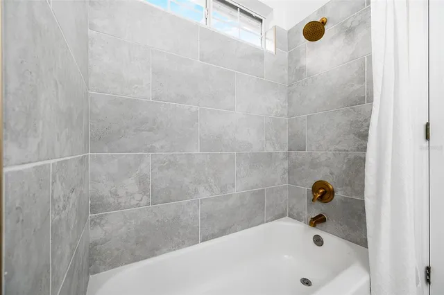 $474,900 | 9405 Southwest 31st Lane, Gainesville, FL 32608