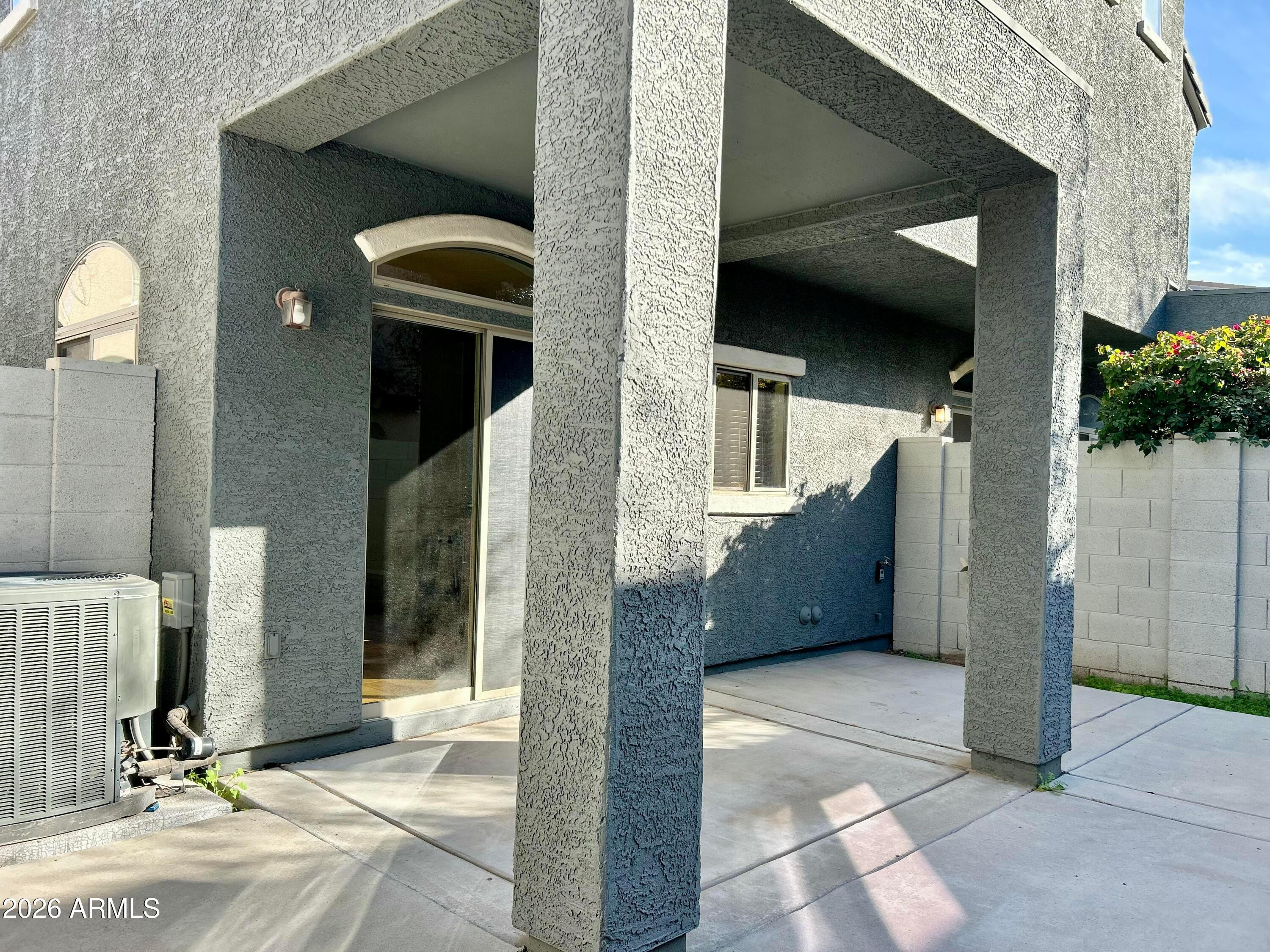 2401 East Rio Salado Parkway, Unit 1018 Tempe, AZ 85288 - Photo 18 of 19 a view of a entryway of a house