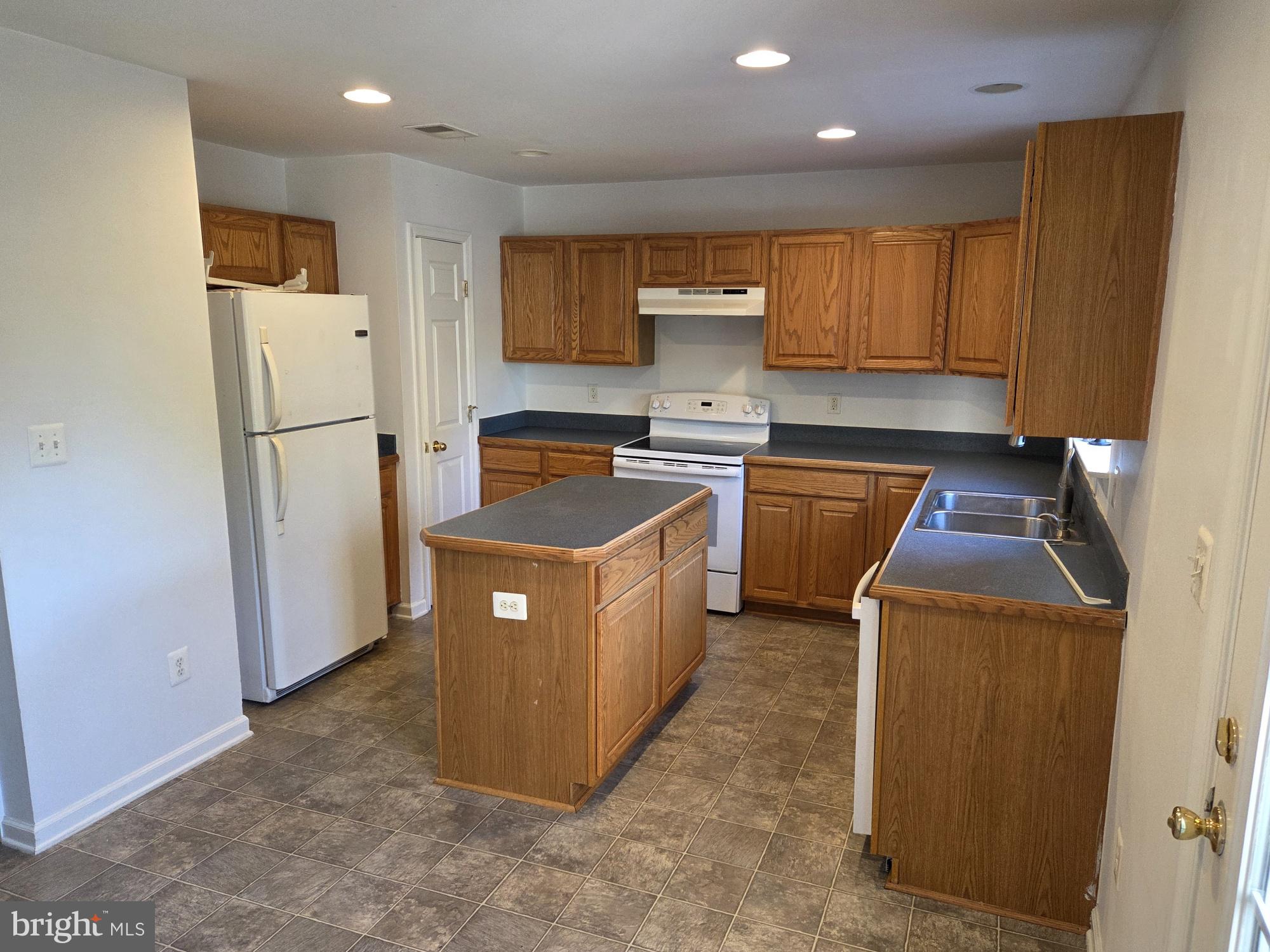 404 Pendleton Lane Strasburg, VA 22657 - Photo 6 of 29