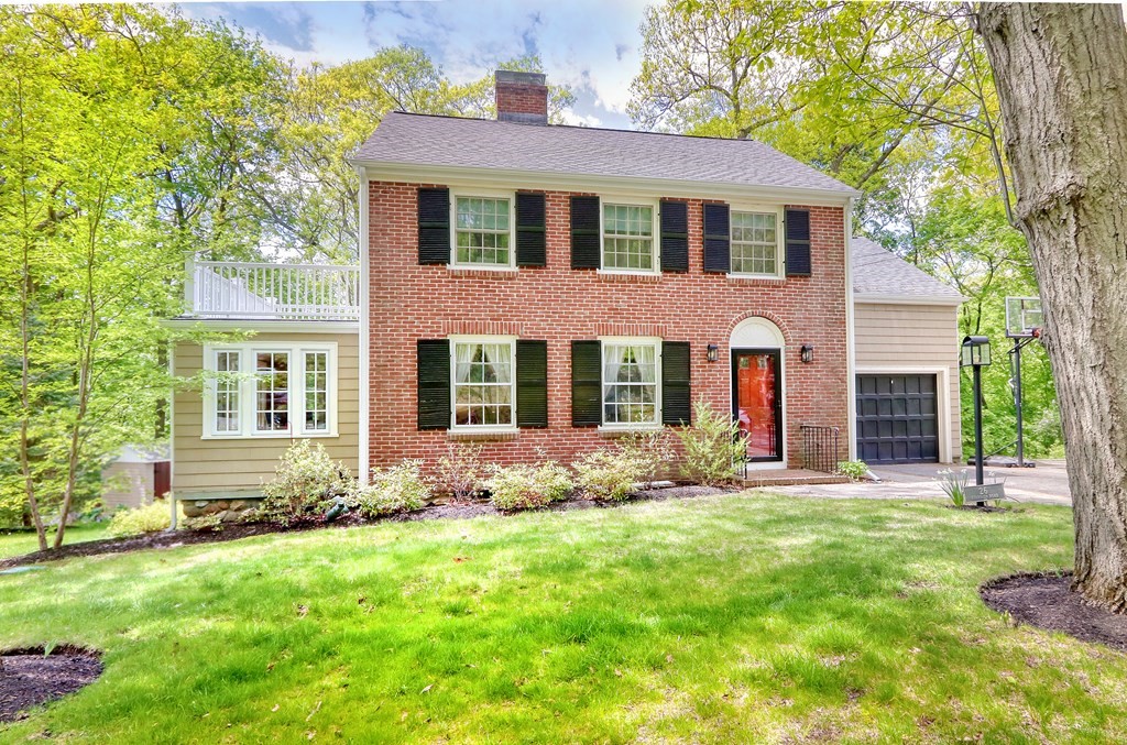 26 Standish Road Melrose, MA 02176 - Photo 1 of 36 Gallery Image 1