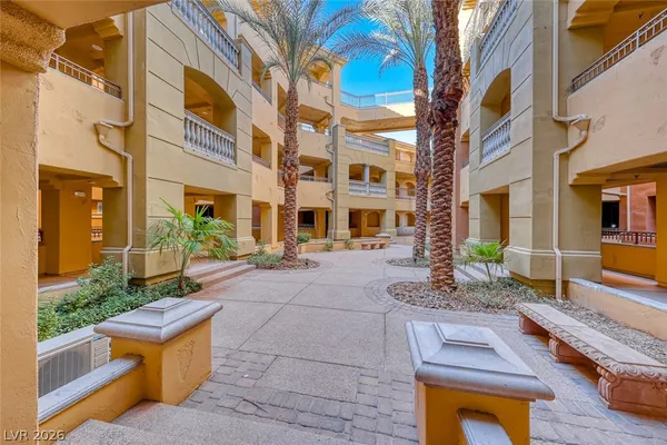 $2,800 | 20 Via Mantova, Unit 108, Henderson, NV 89011