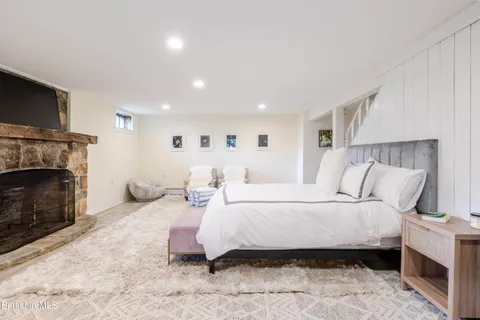$895,000 | 11 Prospect Street, Great Barrington, MA 01230