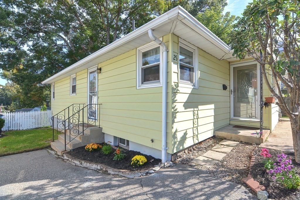 125 College Farm Road Waltham, MA 02451 - Photo 2 of 41 Gallery Image 2