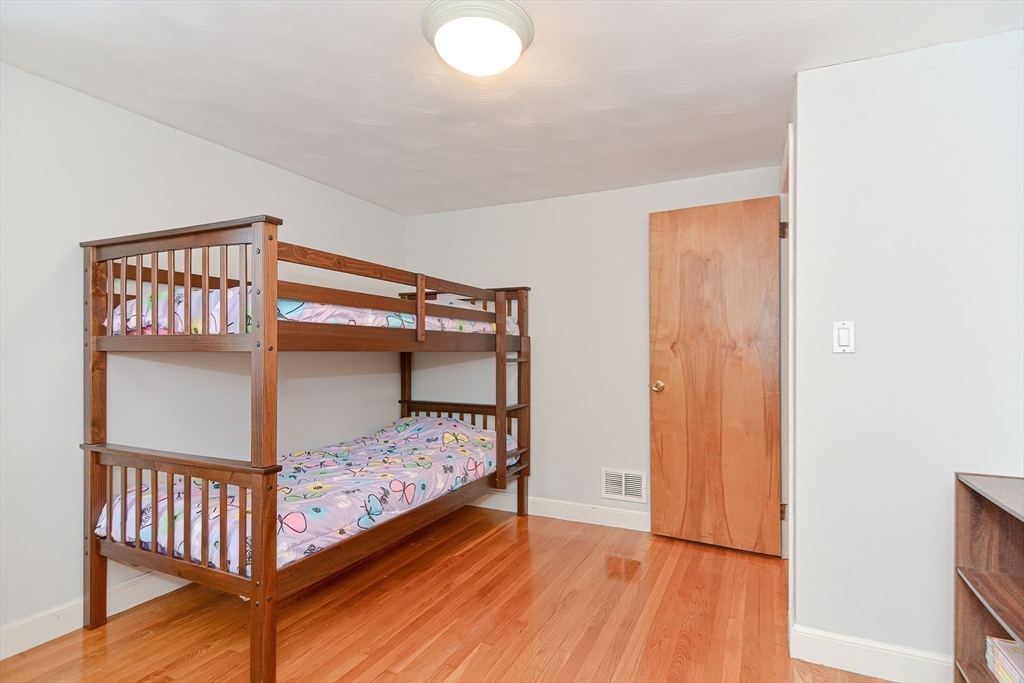 125 College Farm Road Waltham, MA 02451 - Photo 21 of 41 Gallery Image 21