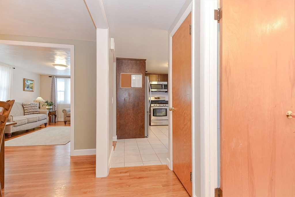 125 College Farm Road Waltham, MA 02451 - Photo 22 of 41 Gallery Image 22