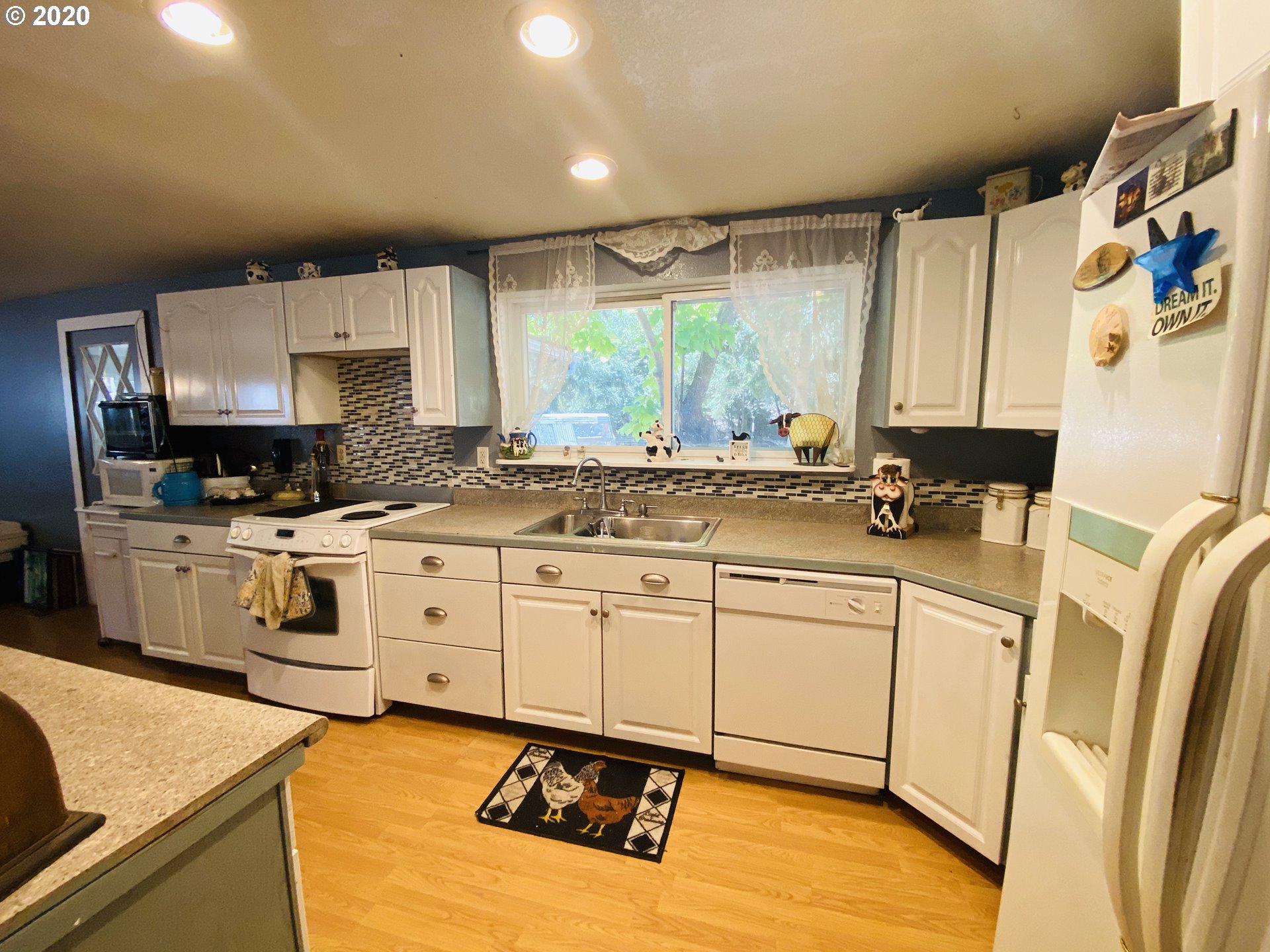 4310 Clarks Branch Road Myrtle Creek, OR 97457 - Photo 5 of 32 Gallery Image 5