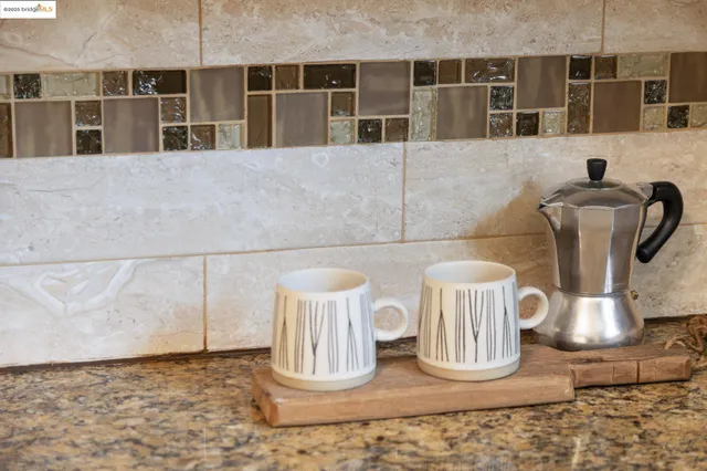 $549,000 | 2005 36th Avenue, Oakland, CA 94601