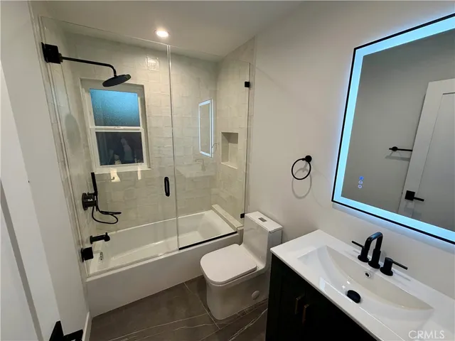 $4,900 | 8666 Keokuk Avenue, Winnetka, CA 91306