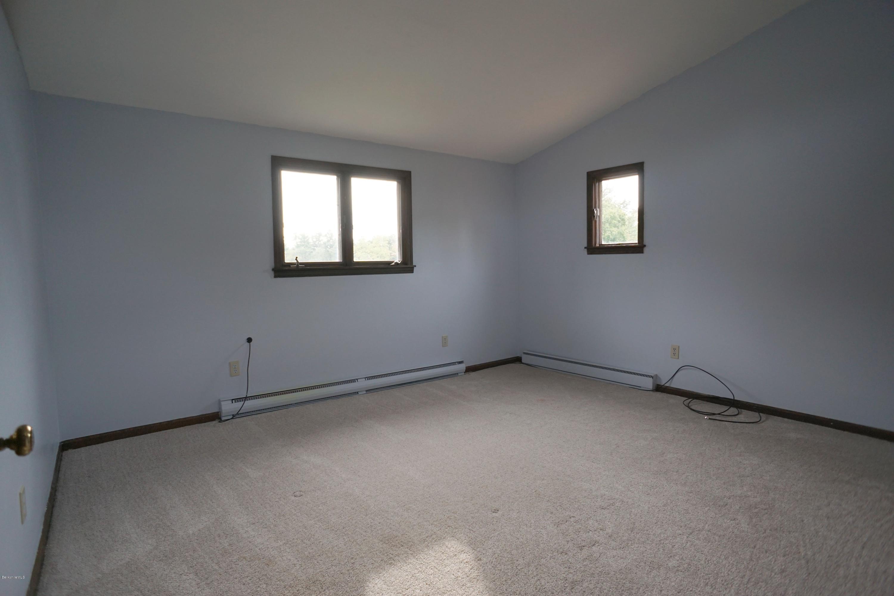 18 Lakeview Road Hinsdale, MA 01235 - Photo 24 of 32 DSC02006