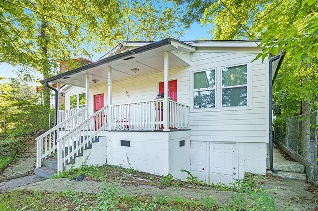 $340,000 | 2008 Joseph E. Boone Boulevard Northwest, Atlanta, GA 30314